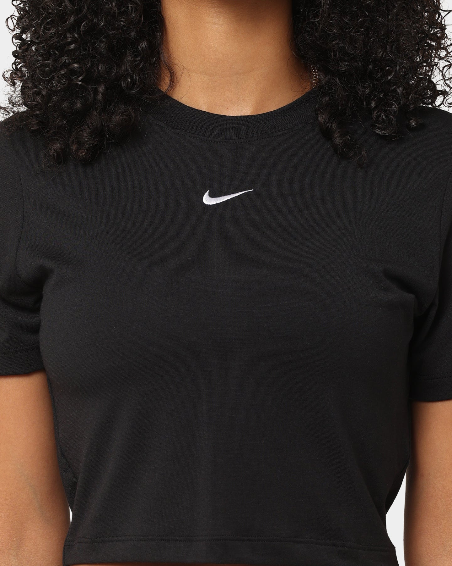 Nike Women's Nike Sportswear Essential Slim Crop T-Shirt Black