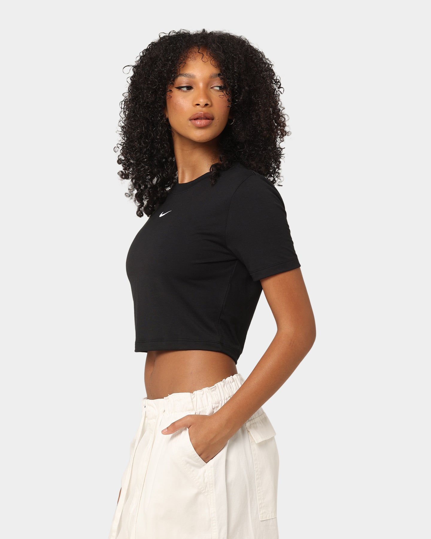 Nike Women's Nike Sportswear Essential Slim Crop T-Shirt Black