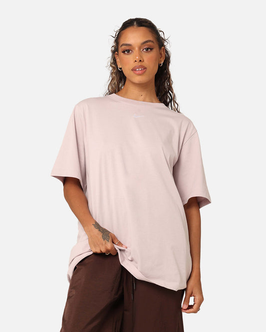 Nike Women's Sportswear Essential Boyfriend T-Shirt Light Orewood Brown/Sail