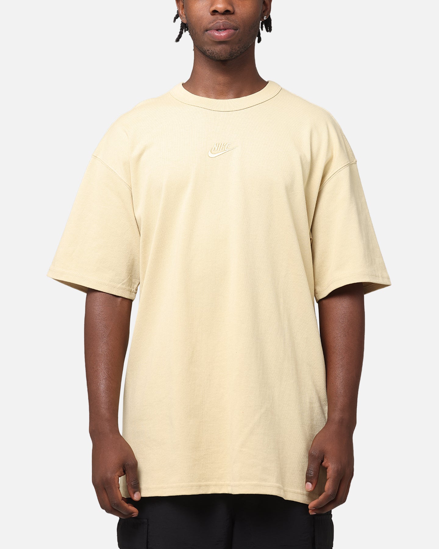 Nike Sportswear Premium Essentials Sustainable T-Shirt Team Gold