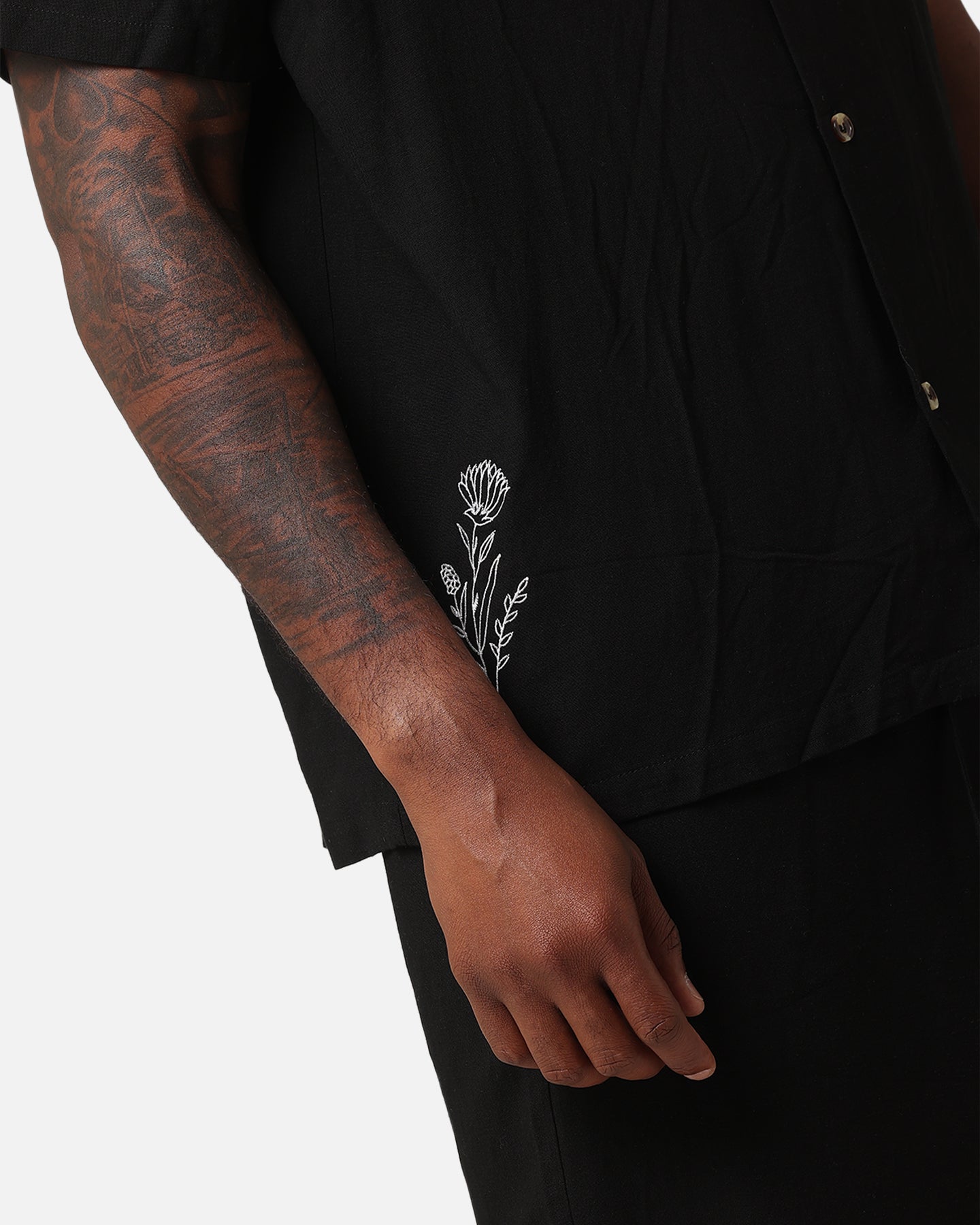 XXIII Desert Flower Linen Button Up Shirt Black