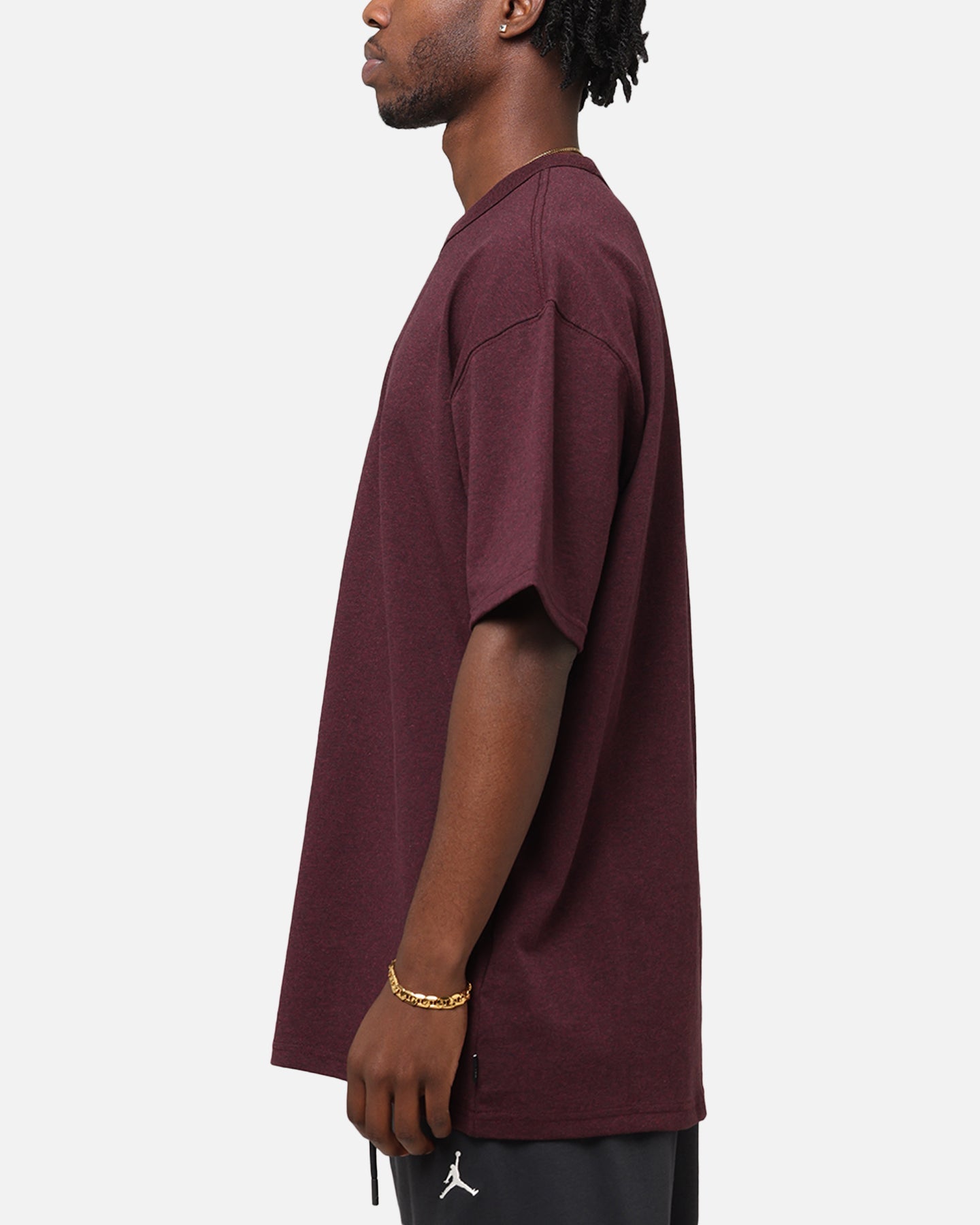 Nike Sportswear Premium Essentials T-Shirt Burgandy