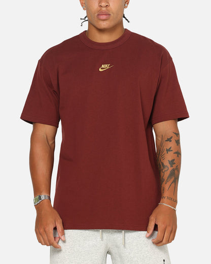 Nike Sportswear Premium Essentials Sustainable T-Shirt Dark Team Red/Gold