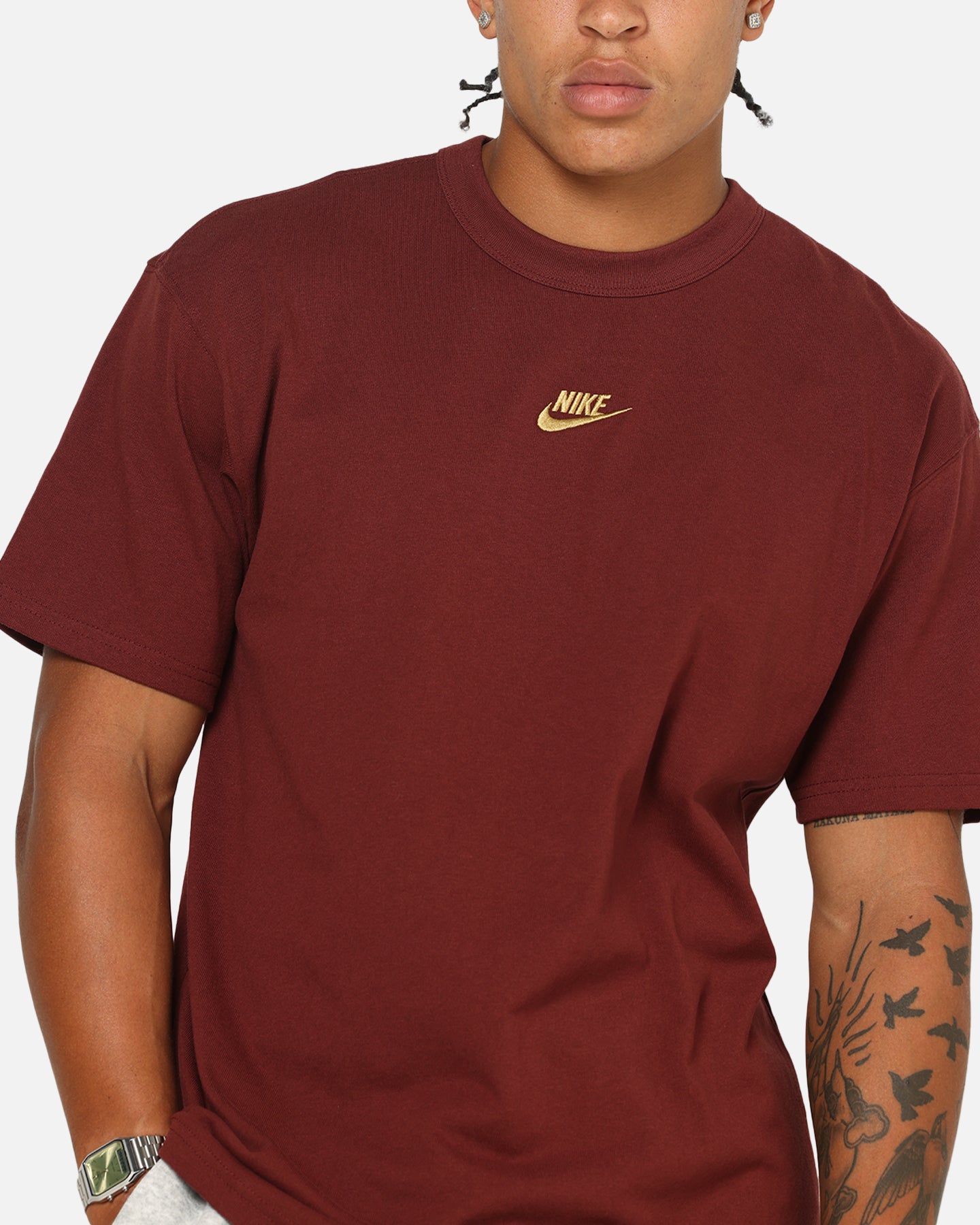 Nike Sportswear Premium Essentials Sustainable T-Shirt Dark Team Red/Gold