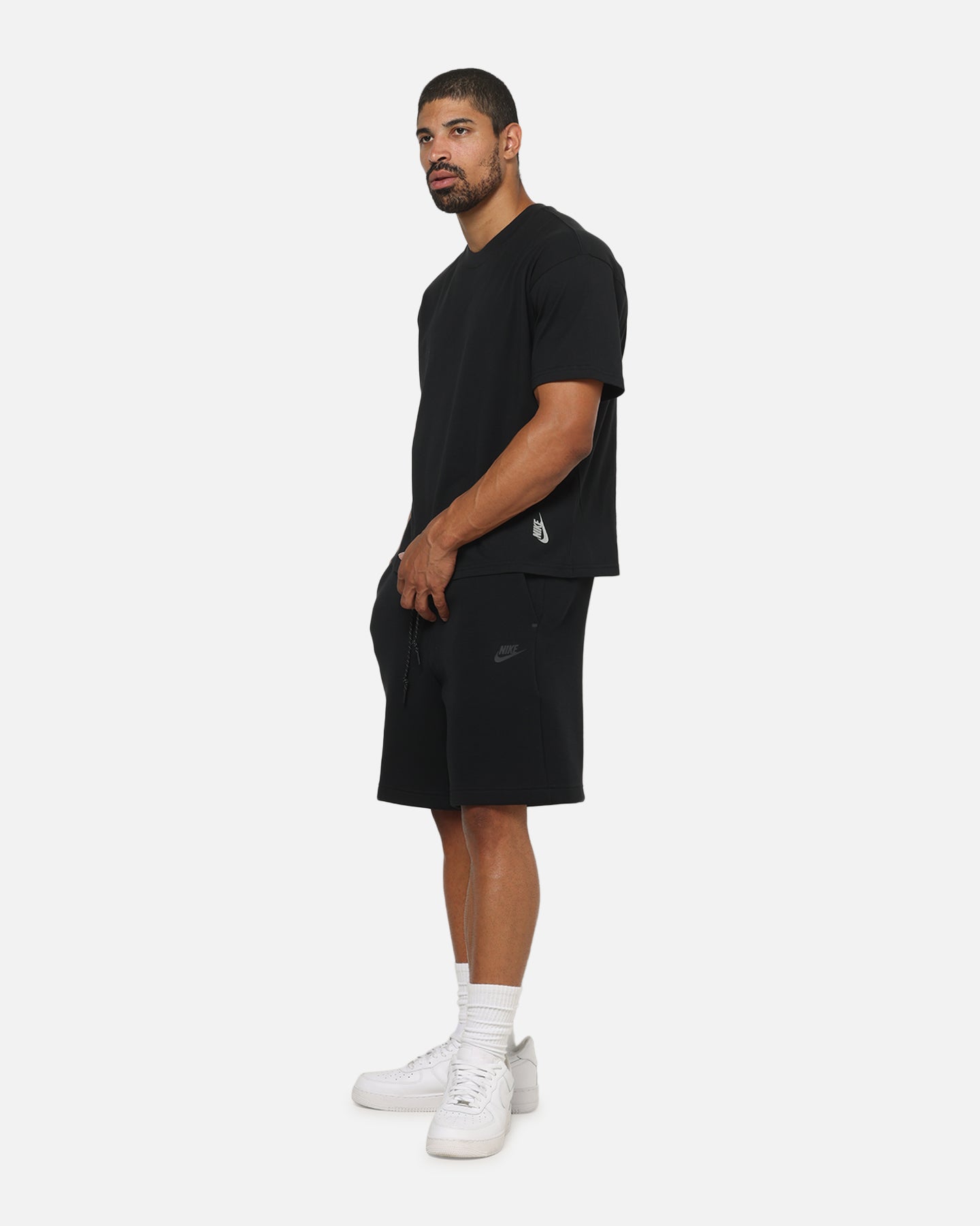 Nike Sportswear Essential Boxy T-Shirt Black